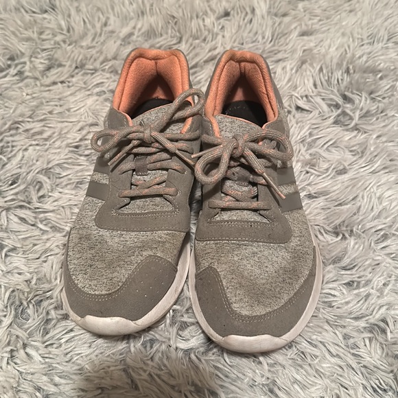 Adidas running shoes - Picture 2 of 7